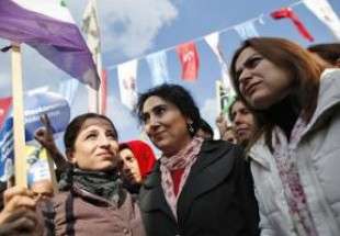 Turquie: une dirigeante pro-kurde jugée accusée des activités terroristes
