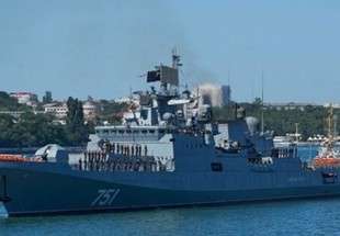 طراد الأميرال إيسين ينضم إلى السفن الروسية المرابطة قبالة سواحل سورية