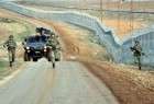 La Turquie renforce sa présence militaire le long de sa frontière avec la Syrie