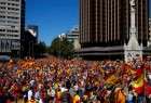 مئات الآلاف في برشلونة رفضاً لانفصال كتالونيا عن اسبانيا