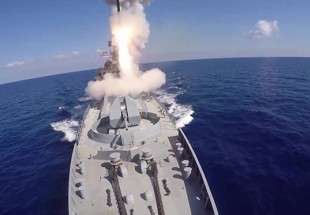 غواصة "فيليكي نوفغورود" الروسية تطلق صواريخ "كاليبر" على مواقع داعش بدير الزور