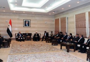 رئيس الوزراء السوري يؤكد تشجيع بلاده لمشاركة الشركات الإيرانية في إعادة الإعمار