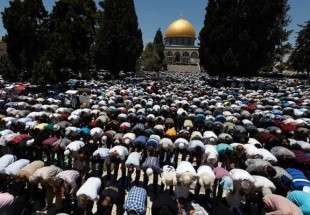 ​فراخوان‌ گروه‌های فلسطینی برای اقامه نماز جمعه در مسجد الاقصی