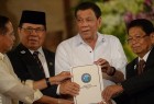 الفلبين تمنح "مورو" الحكم الذاتي