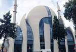 ​إستطلاع للرأي: الشباب الألمان لایعارضون تشیید المساجد
