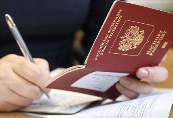پوتین کسب شهروندی روسیه برای ساکنان شرق اوکراین را ساده‌تر کرد