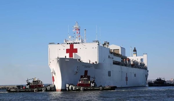 أمريكا ترسل مشفى حربيا بحريا إلى الخليج الفارسي