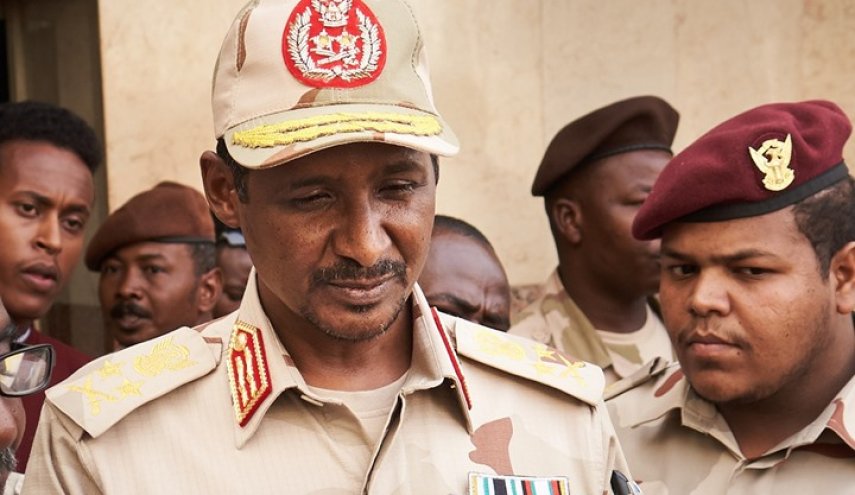 موقع بريطاني: الإمارات تزود قائد قوات الدعم السريع السودانية بالأسلحة الثقيلة