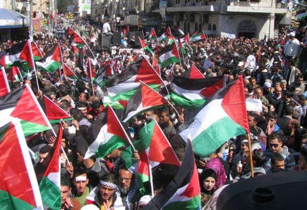 راهپیمایی فعالان فلسطینی در سالگرد جنایت الطنطوره