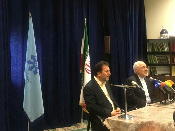 ظريف: مهمة أعضاء الاتفاق النووي هي اعادة العلاقات الاقتصادية مع إيران الى طبيعتها