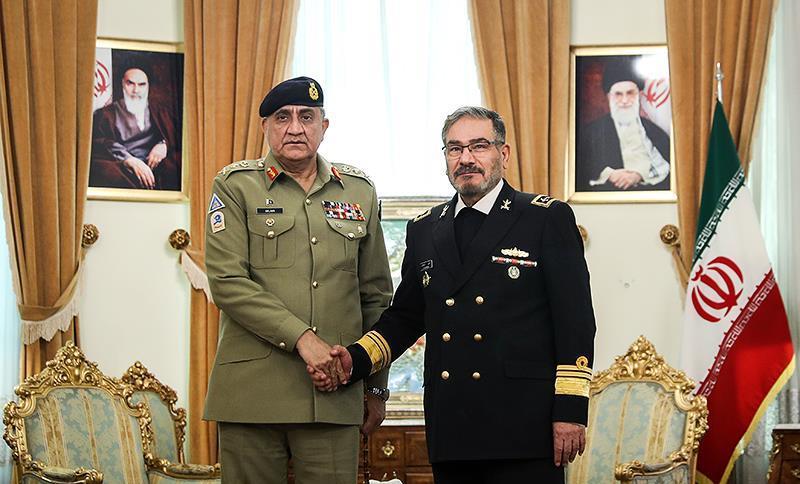 شمخاني يستقبل قائد الجيش الباكستاني