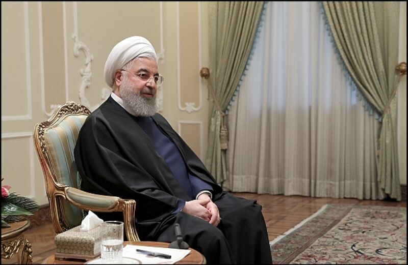 الرئيس روحاني يؤكد على توسيع التعاون الاقتصادي مع دول العالم