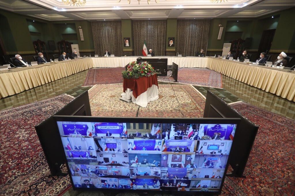اللجنة الوطنية لاحتواء كورونا تعقد اجتماعا برئاسة روحاني وبمشاركة جميع اعضاء الحكومة المعنيين بمكافحة  كورونا