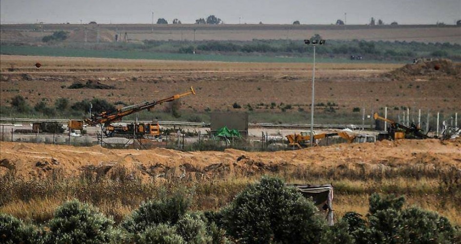 الاحتلال "الاسرائيلي" يستهدف   اليوم السبت أراضي المزارعين شرق خانيونس