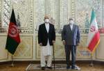 وزیر الخارجیة الأفغانی بالوکالة یلتقی ظریف فی طهران