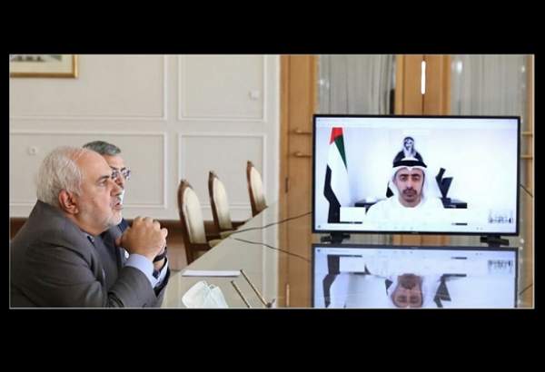 رایزنی ویدئویی ظریف با همتای اماراتی درباره ادامه گفت وگو بر مبنای ابتکار صلح هرمز