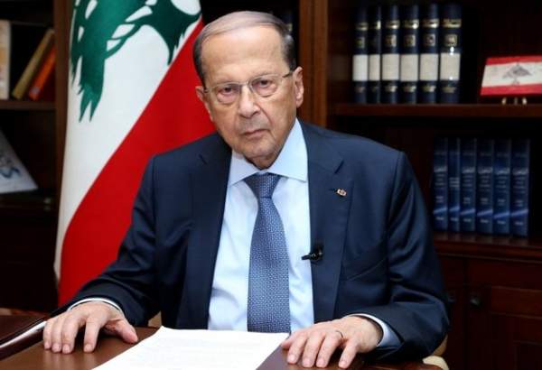 امریکہ کے ہاتھوں لبنان کے دو سابق وزراء پر پابندی لگانے کی وضاحت دے: صدر لبنان