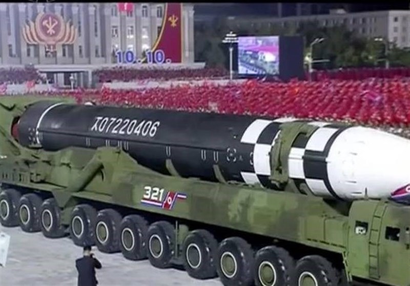 كوريا الشمالية تكشف عن صواريخ باليستية جديدة  عابر للقارات في عرض عسكري