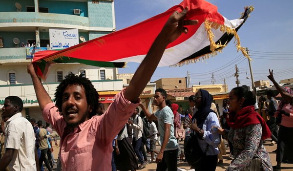 دعوات لمظاهرة مليونية  خلال الأسابيع الأخيرة في السودان لتصحيح مسار الثورة الشعبية