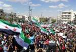 تظاهرات گسترده علیه تروریست‌ها در شهر ادلب/ عملیات ارتش سوریه در دیرالزور