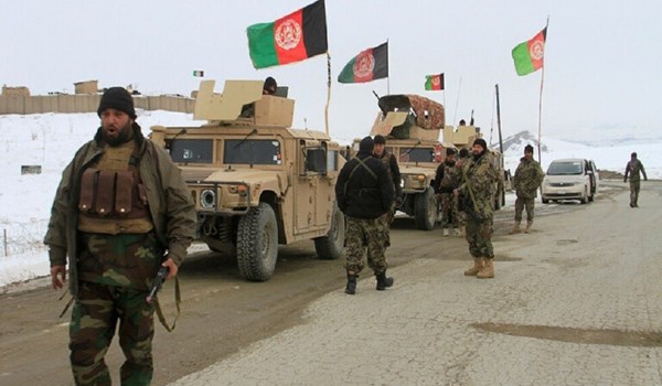 عسكري مرتبط بحركة طالبان، قتل 7 جنود بالجيش الوطني الأفغاني وفر ...