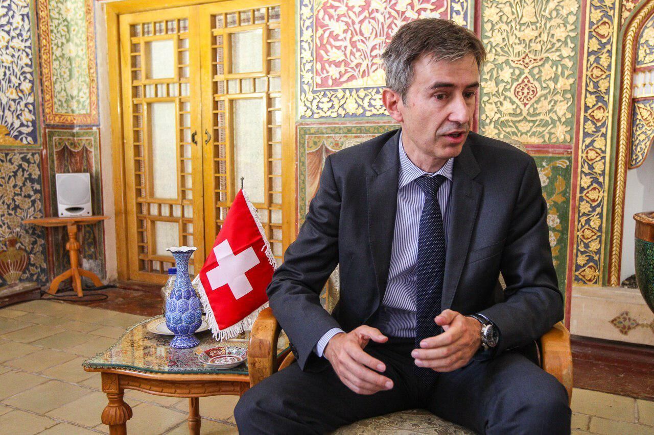 سفير سويسرا لدى ايران في اليوم الثاني للمهرجان الثقافي الافتراضي الدولي للقوميات في ايران