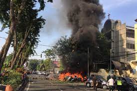 إندونيسيا:  انفجارا  اليوم الاحد وقع خارج كنيسة كاثوليكية مدينة ماكاسار