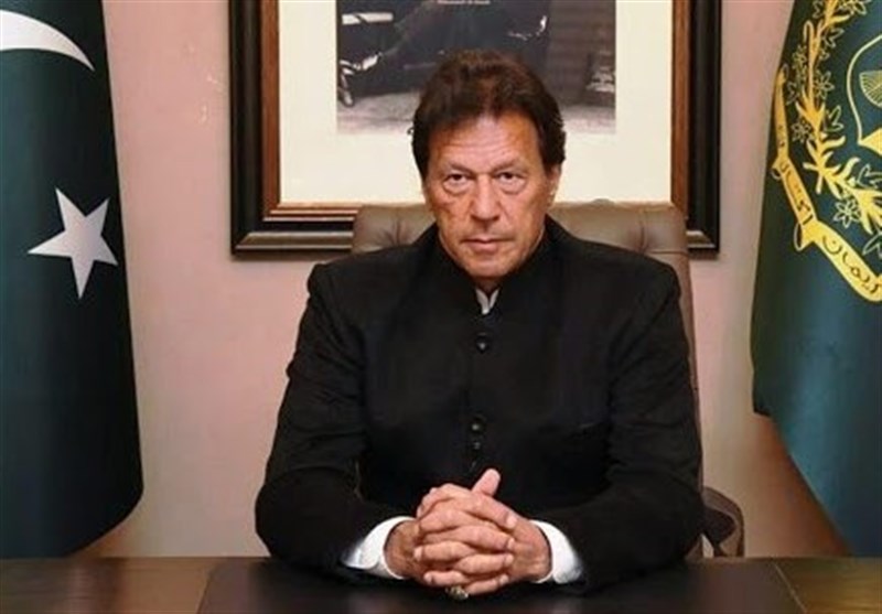 نخست وزیر پاکستان برنامه ای تحت عنوان "کسی گرسنه نخوابد" راه اندازی کرد