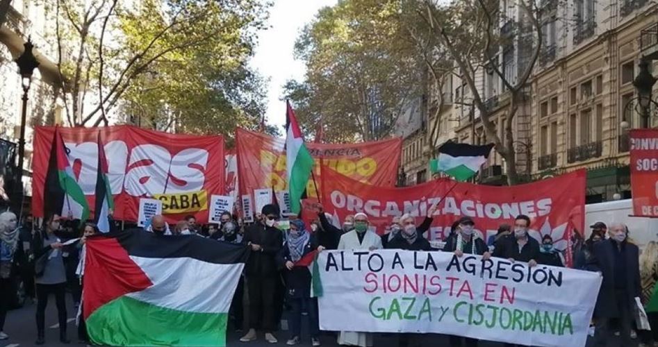 تظاهرة في الأرجنتين، تنديدًا العدوان الإسرائيلي المتواصل على قطاع غزة والقدس المحتلة