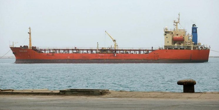 ائتلاف سعودی کشتی حامل سوخت برای مردم یمن را متوقف کرد