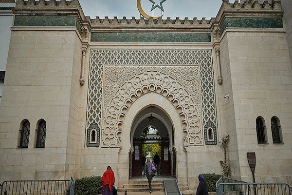 هتک حرمت ۳ مسجد دیگر در فرانسه