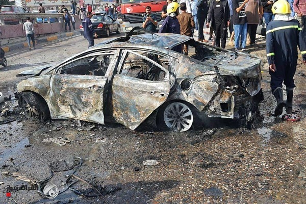 انفجار یک خودروی بمب گذاری شده در بصره + عکس
