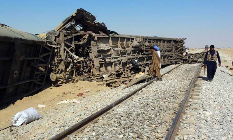 دهها زخمی در انفجار ریل قطار در بلوچستان پاکستان