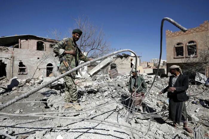 بمباران مناطق مختلف یمن توسط جنگنده بمب افکنهای سعودی