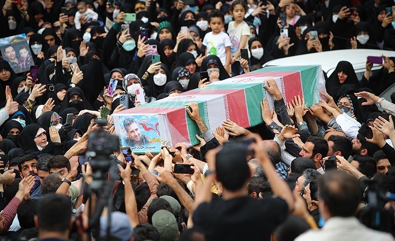 تشييع مهيب لجثمان الشهيد خدايي في طهران  