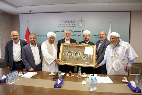 تاکید بر حمایت از مسجدالاقصی در دیدار اسماعیل هنیه و اعضای اتحادیه جهانی علمای مسلمان