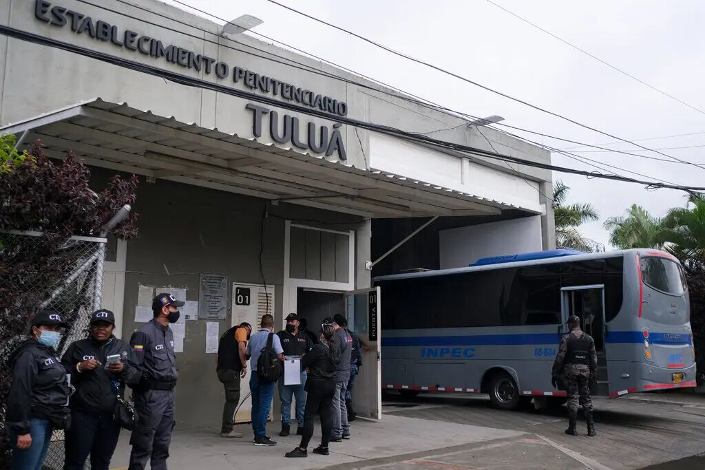 کشته شدن ۵۱ نفر در شورش زندان کلمبیا