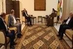 هیئتی از فلسطین با دبیرکل حزب الله لبنان دیدار کردند