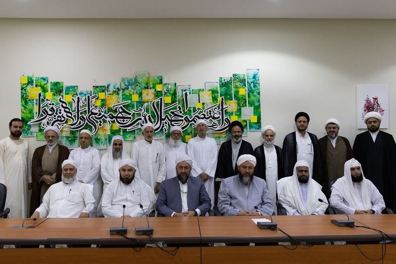 Ifta Council and cultural executives of Sunni Hajj pilgrims in Mecca (photo)  
