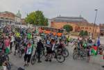 دوچرخه سواری صدها فعال انگلیسی در حمایت از فلسطین  
