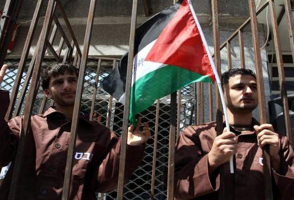 اعتصاب غذای 1200 اسیر فلسطینی در زندان های رژیم صهیونیستی