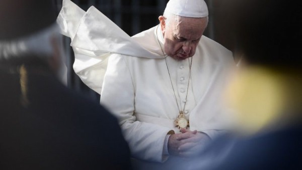 پاپ راهی بحرین می‌شود/ علمای بازداشت شده بحرین از سفر پاپ استقبال کردند