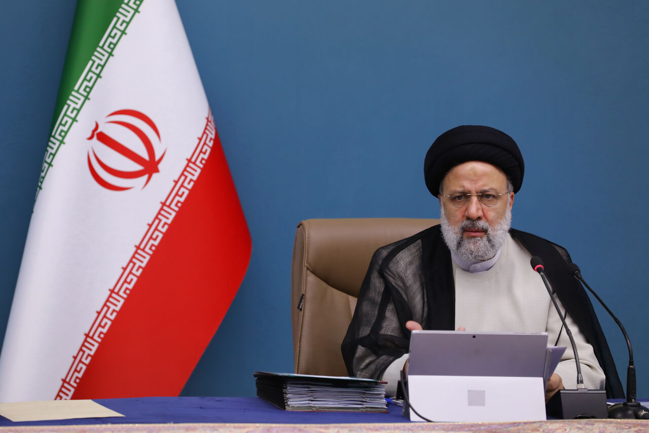 رئيس الجمهورية : الهجوم الارهابي في شيراز كشف عن محاولات العدو لاستهداف الشعب الايراني