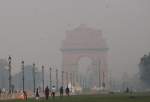 India announces restrictions as smug blankets capital New Delhi (photo)  