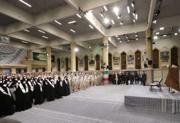 Supreme Leader meets with members of Basij forces (photo)  
