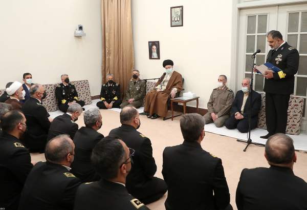 Supreme Leader meets with high-ranking navy commanders, Tehran (photo)  