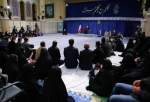 رہبر انقلاب اسلامی کی حضرت شاہچراغ حملہ میں شہید ہونے والوں کے اہل خانہ سے ملاقات
