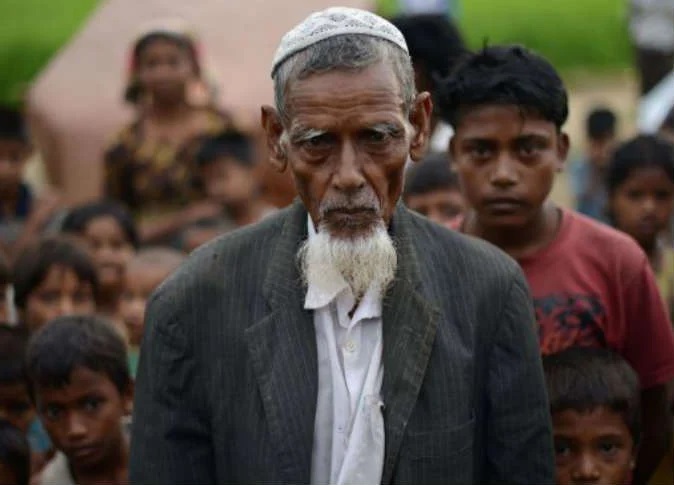 کشف ده‌ها مسلمان روهینگیایی در حال مرگ در سواحل اندونزی