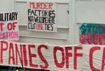 تظاهرات در دانشگاه بریتانیا علیه شرکت‌های فروش سلاح به عربستان