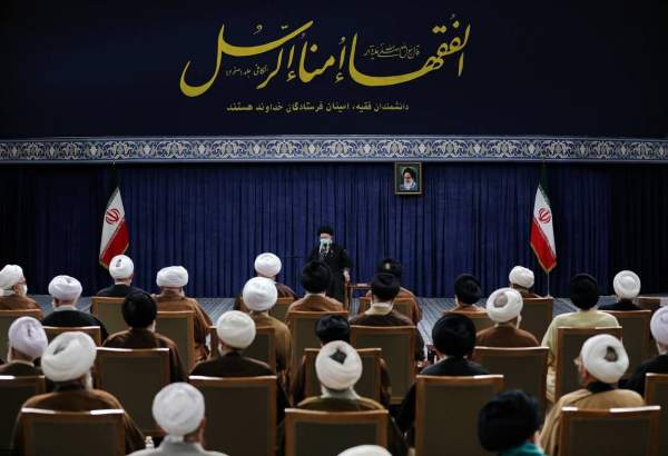 رہبر انقلاب اسلامی سے ماہرین اسمبلی کے ارکان کی ملاقات